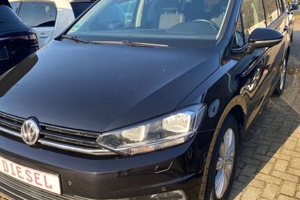 VW Touran 153.730 km 19.990 &euro; Cadenberge 21781