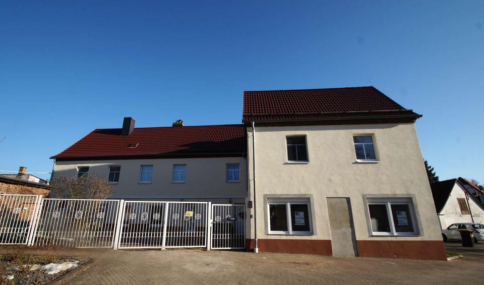 Erdgeschoßwohnung Schkopau - 3 Zimmer, 120 m&sup2;, 990&euro; | Angebot:24698919