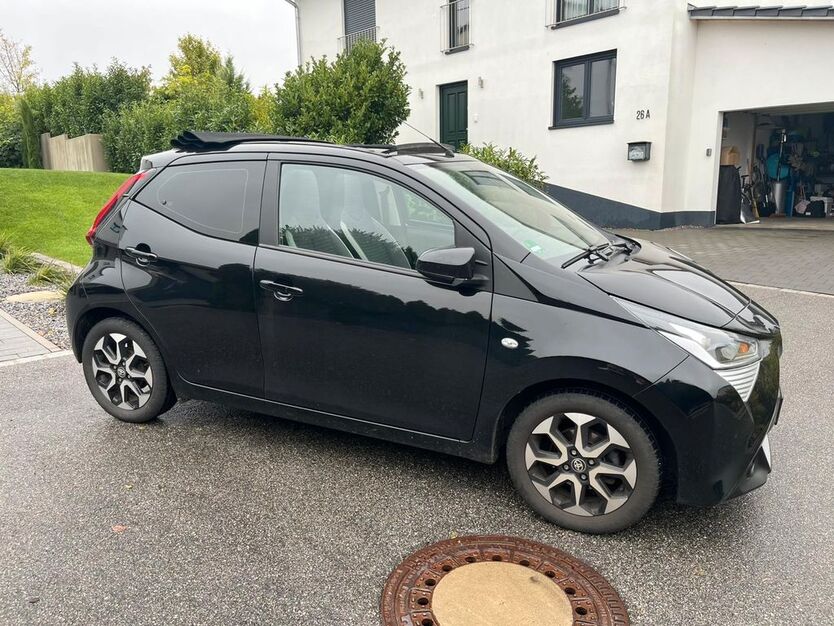 Toyota Aygo (X) 90.440 km 7.950 € Pettendorf 93186