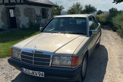 Mercedes-Benz 190 220.000 km 4.800 &euro; Grafenau 71120