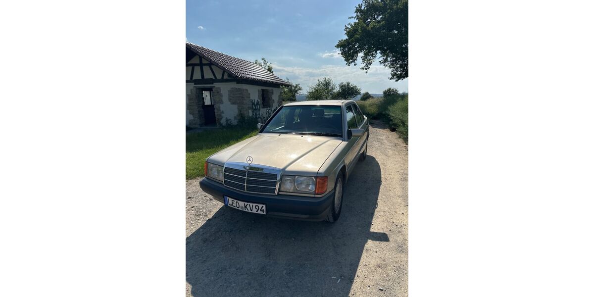 Mercedes-Benz 190 220.000 km 4.800 &euro; Grafenau 71120