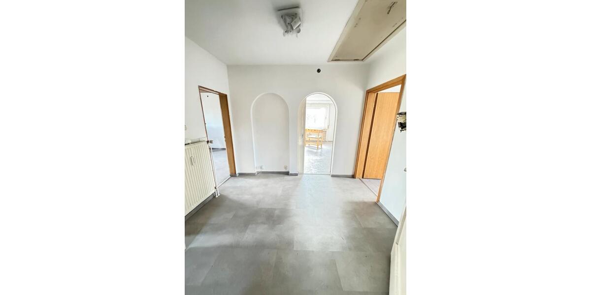 Top Lage! 3-Zimmer-Wohnung in Hergershausen – Direkt am Bahnhof zimmer