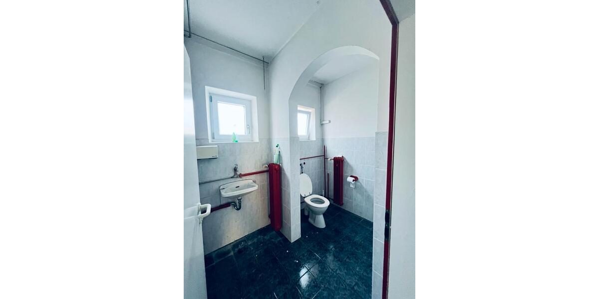 Etagenwohnung Nordendorf - 4 Zimmer, 161 m&sup2;, 2.000&euro; | Angebot:26677294