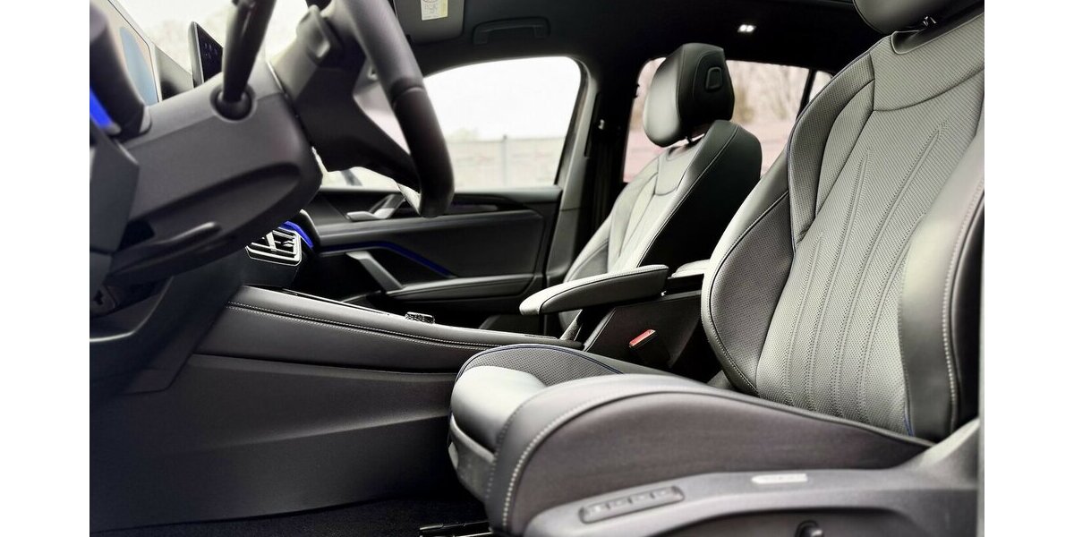 VW Tiguan R-Line/Pano/Memory/HUD/360°/Keyless 5.990 km 48.990 &euro; Mönchengladbach 41066