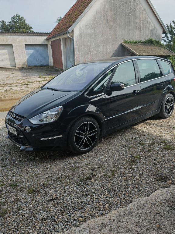 S-Max