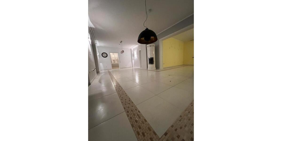 Terrassenwohnung Niemegk - 4 Zimmer, 150 m&sup2;, 1.500&euro; | Angebot:24981239