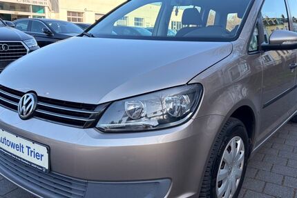 VW Touran 262.000 km 2.990 &euro; Trier 54294