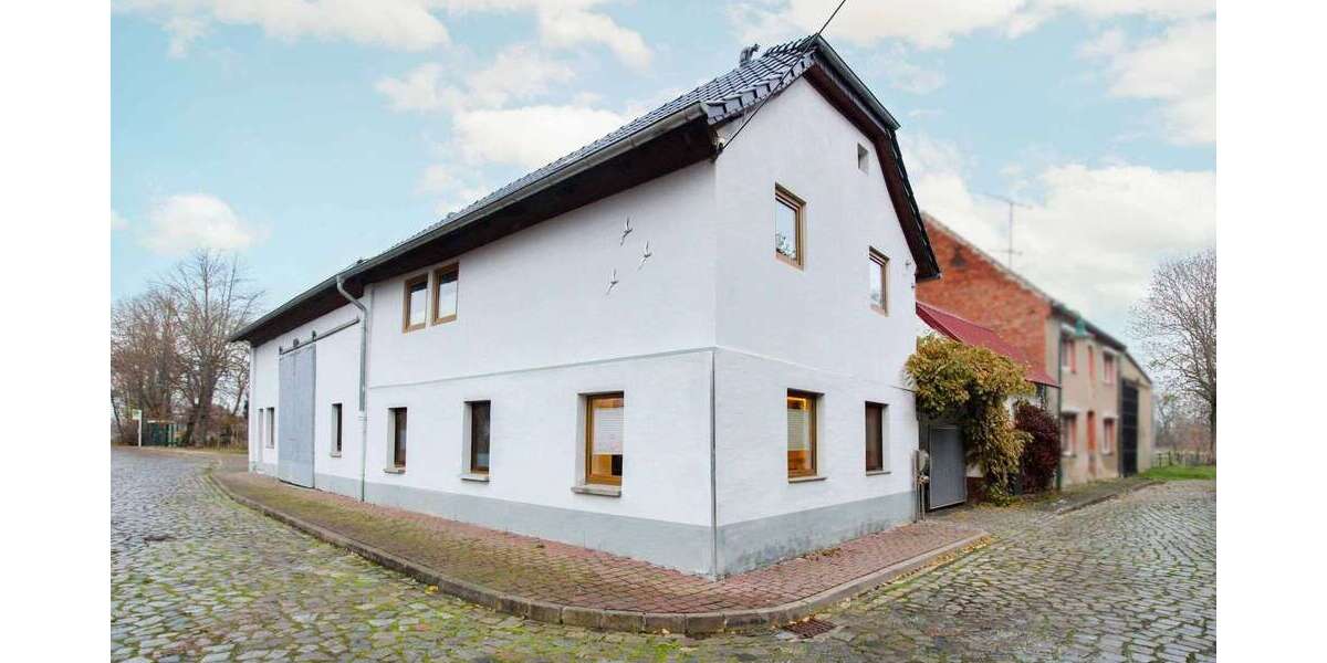 Haus zum Kaufen in Oschersleben 95.000 € 129.4 m² 5 zimmer