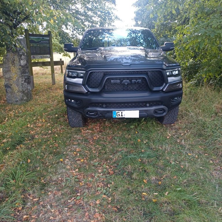 Dodge RAM 7.300 km 65.000 € Hungen 35410