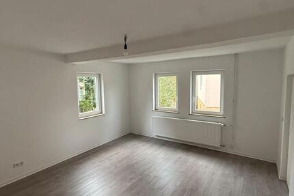 Haus Bad Hersfeld - 7 Zimmer, 120 m&sup2;, 1.200&euro; | Angebot:27620780