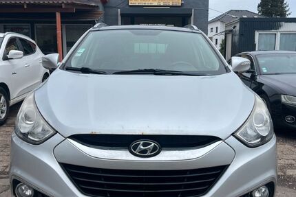 Hyundai ix35 246.000 km 4.350 &euro; Saarwellingen 66793