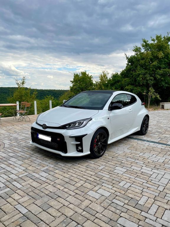 Yaris