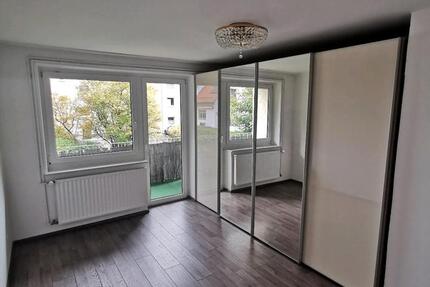 VON PRIVAT: 2-Zimmer-Wohnung zu verkaufen zimmer