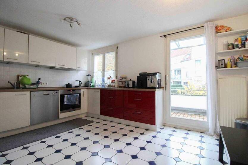 Hier blühen Ihre Ideen: Reihenendhaus mit Garten in Top-Lage 5 zimmer