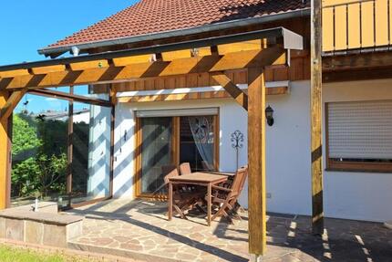 Eine sehr gepflegte Doppelhaushälfte - ruhig - frei zimmer