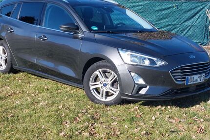 Ford Focus 97.600 km 9.990 &euro; Halle Saale 06118