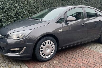 Opel Astra 90.000 km 5.899 &euro; Weißwasser 02943