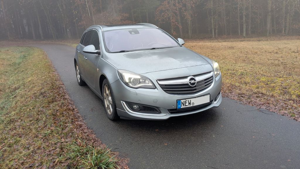 Opel Insignia 211.450 km 7.900 &euro; Mantel 92708