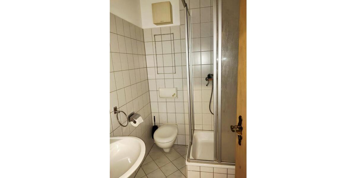 Etagenwohnung Werdau - 2 Zimmer, 40 m&sup2;, 220&euro; | Angebot:26375806