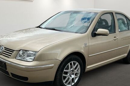 VW Bora 166.905 km 2.199 &euro; Brehna 06796