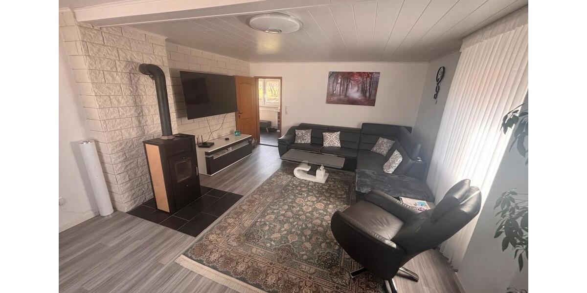 Einfamilienhaus Kassel Vorderer Westen - 3 Zimmer, 110 m&sup2;, 1.200&euro; | Angebot:25429519