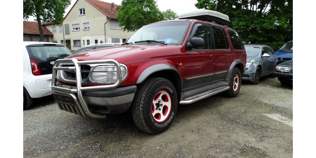 Ford Explorer 270.000 km 3.000 &euro; Vlotho 32602