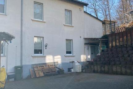 Haus Lüdenscheid Augustenthal - 7 Zimmer, 235 m&sup2;, 345.000&euro; | Angebot:25284703