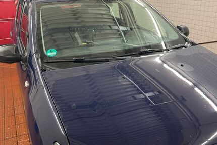 Dacia Sandero 104.000 km 2.200 &euro; Selb 95100