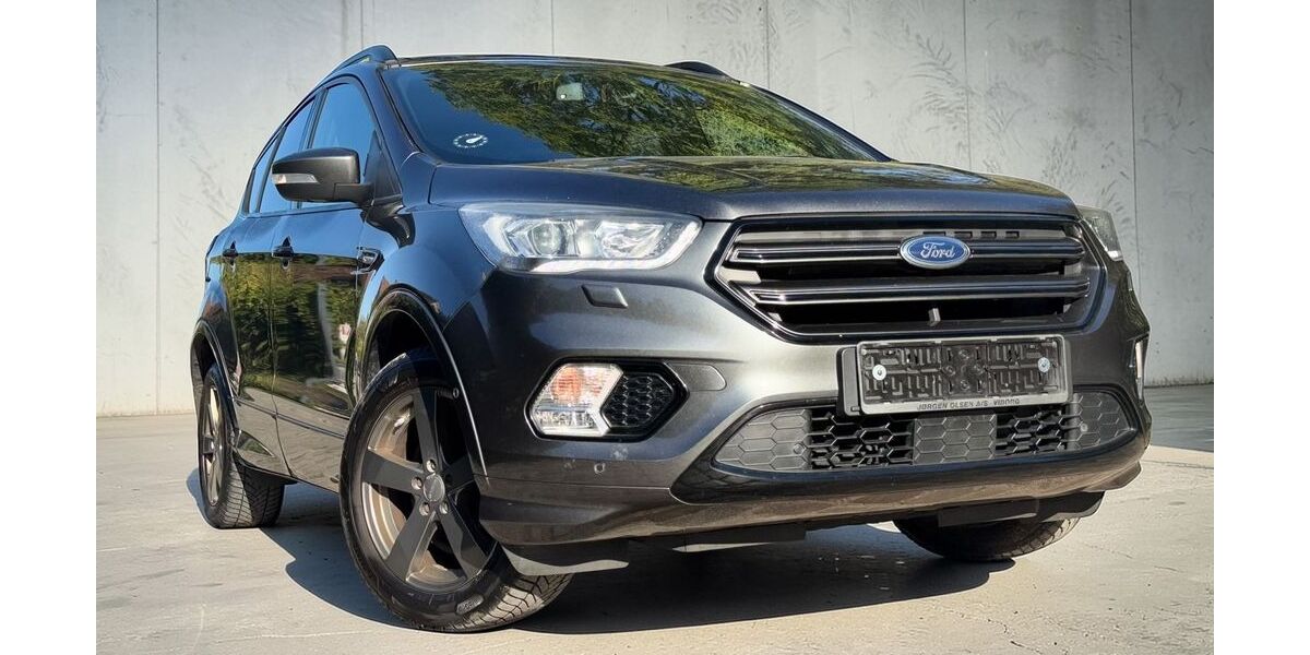 Ford Kuga 141.252 km 13.499 &euro; Potsdam 14482