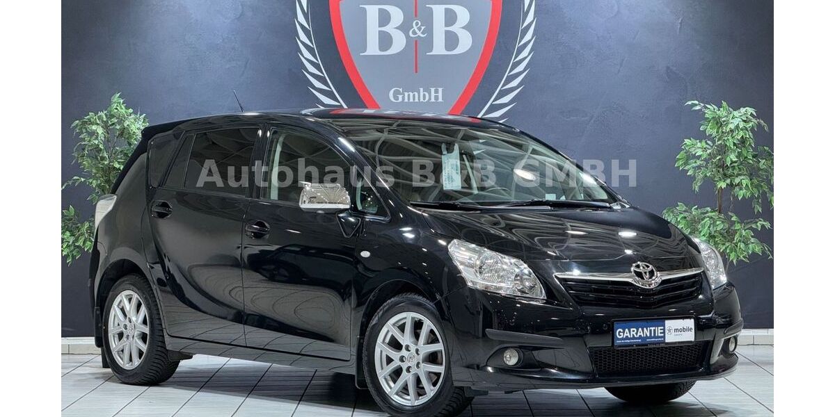 Toyota Verso 149.000 km 9.490 &euro; Bergheim 50126