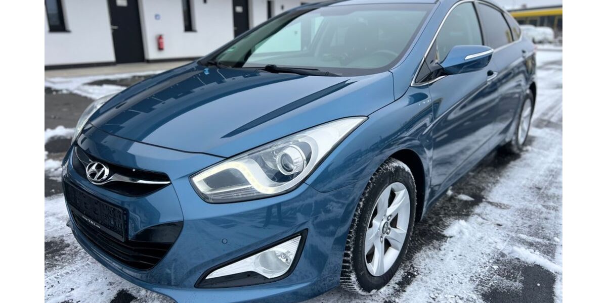 Hyundai i40 168.000 km 6.190 &euro; Bickenbach 64404