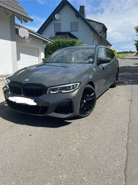 M340i
