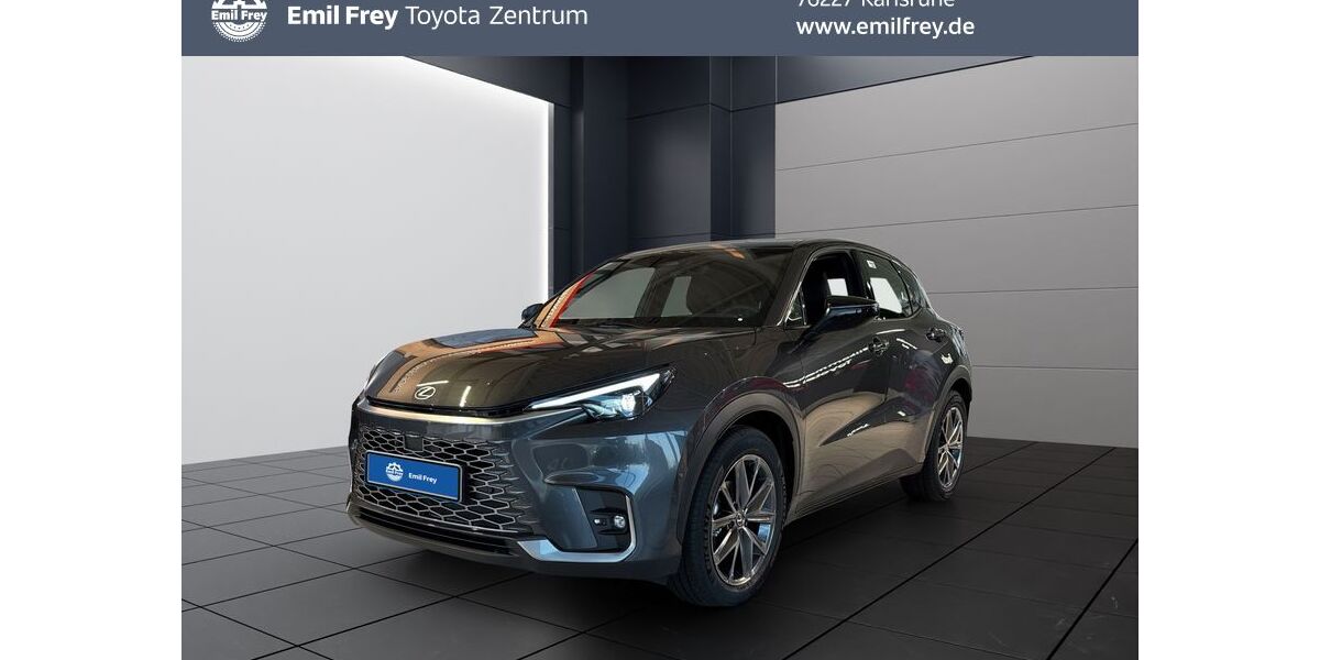 Lexus LBX 9.032 km 37.340 &euro; Karlsruhe 76227