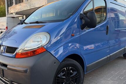 Renault Trafic 198.600 km 4.980 &euro; Hamburg 22115