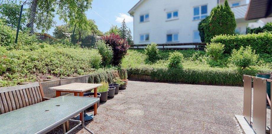 Mehrfamilienhaus, Wohnhaus Reutlingen Betzingen - 6 Zimmer, 182 m&sup2;, 598.000&euro; | Angebot:24756184