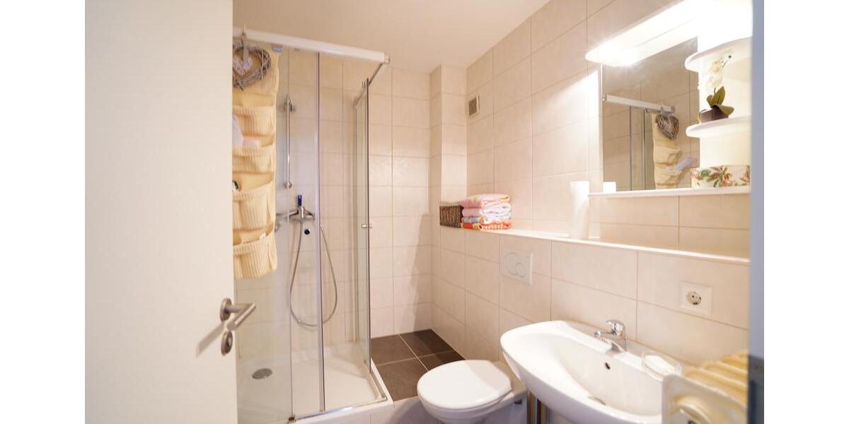 Doppelhaushälfte Tuttlingen - 8.5 Zimmer, 200 m&sup2;, 580.000&euro; | Angebot:26940584