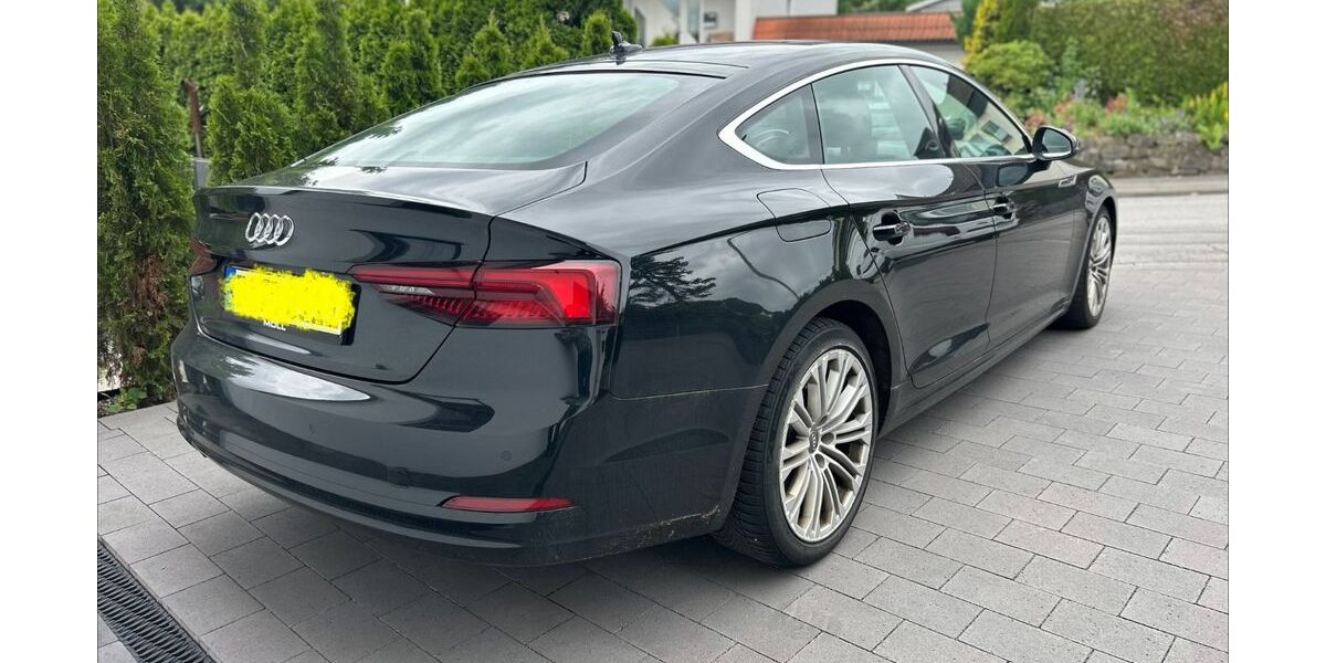 Audi A5 199.600 km 16.500 &euro; Sundern (Sauerland) 59846