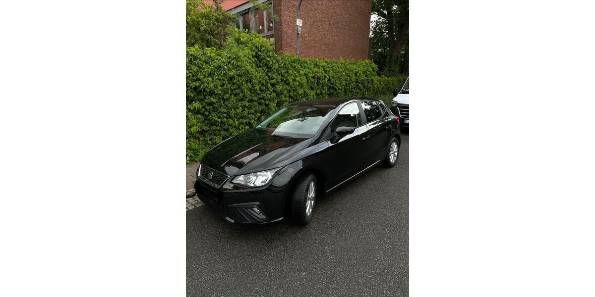 Seat Ibiza 99.000 km 10.500 &euro; Bremen 28239