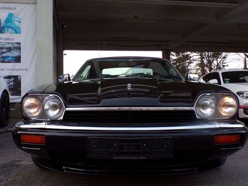 XJS