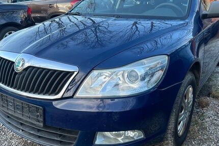 Skoda Octavia 179.000 km 2.950 &euro; Rosenheim 83026