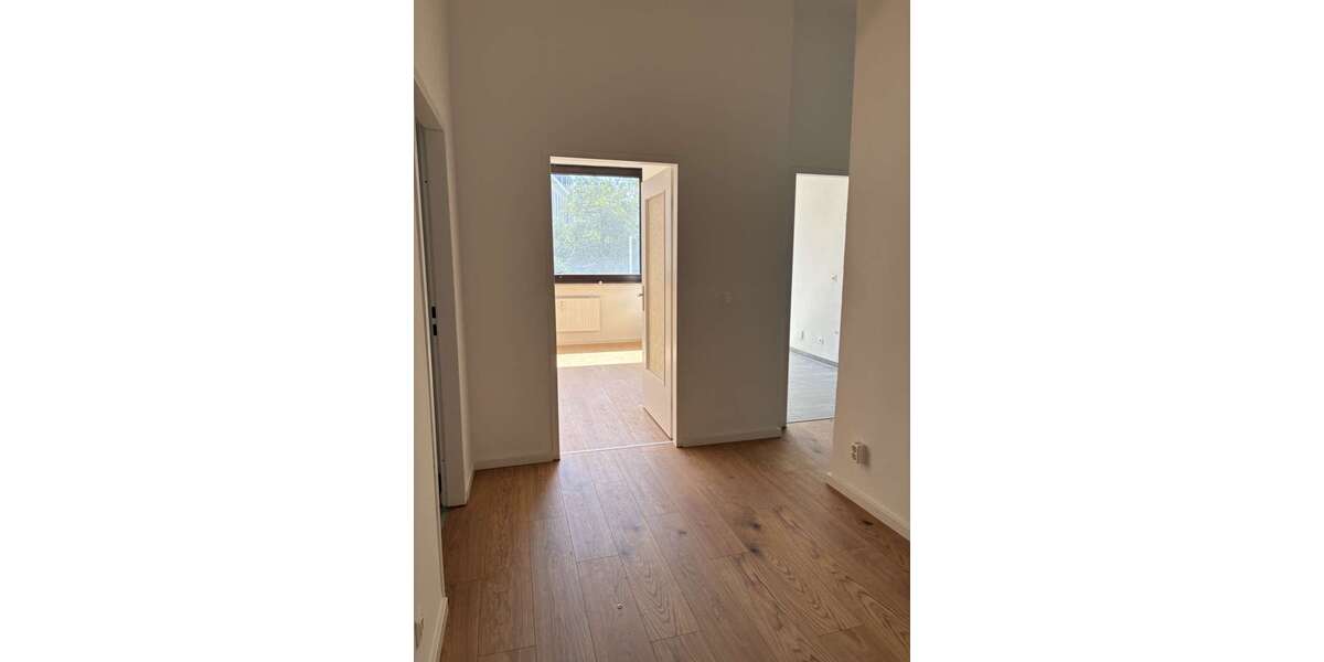 Etagenwohnung Berlin Charlottenburg - 2 Zimmer, 71 m&sup2;, 991&euro; | Angebot:27157897
