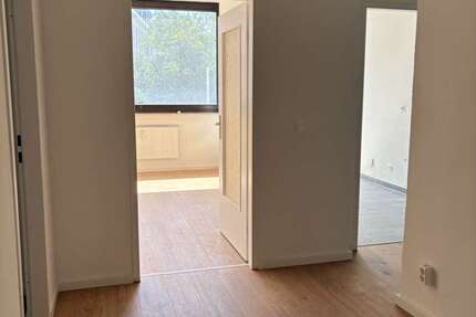 Wohnung Berlin Charlottenburg - 2 Zimmer, 71 m&sup2;, 991&euro; | Angebot:27157897