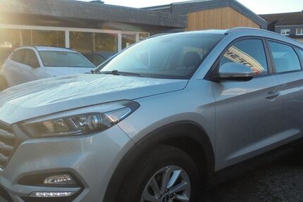 Hyundai TUCSON 111.800 km 13.990 € Radevormwald 42477