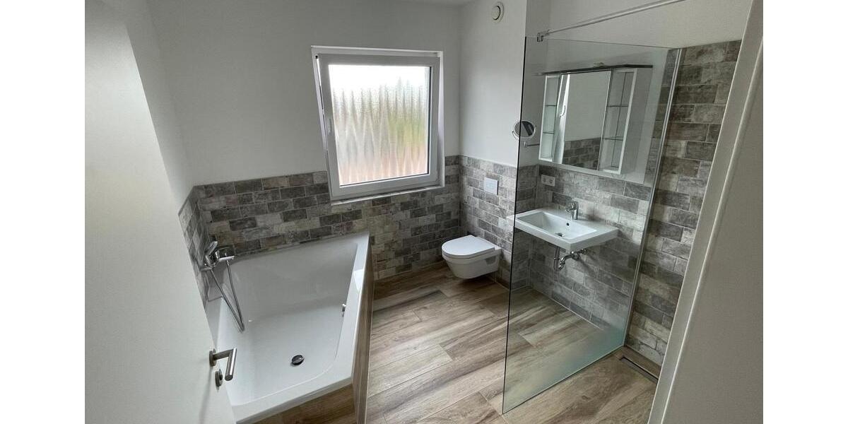 Neuwertiges Reihenendhaus in Weetzen 4 zimmer