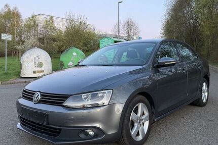 VW Jetta 109.000 km 5.990 &euro; Schwarzenberg 08340