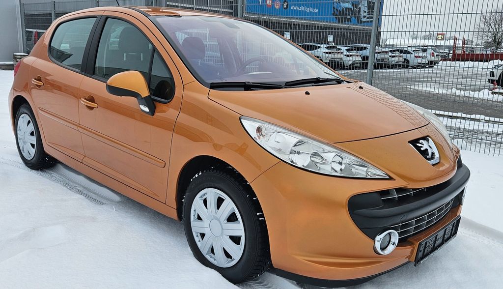 Peugeot 207 126.000 km 2.450 &euro; Nottuln 48301