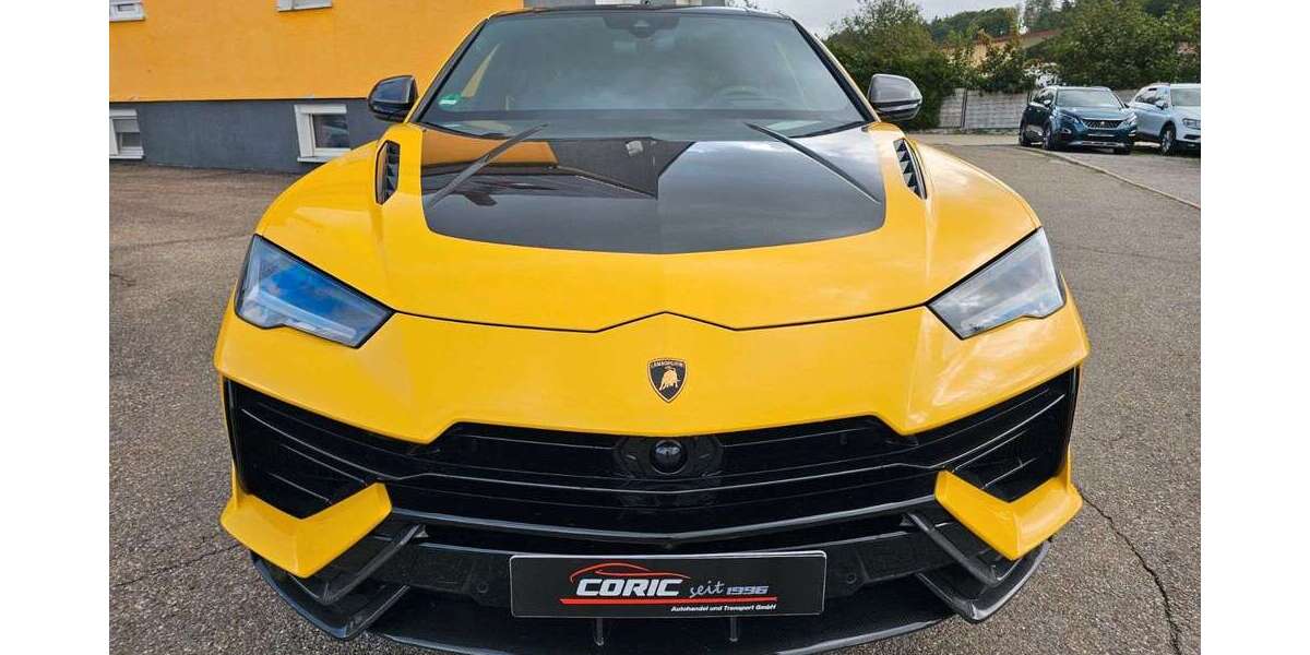 Lamborghini Urus 27.207 km 359.380 € Feuchtwangen-Reichenbach 91555
