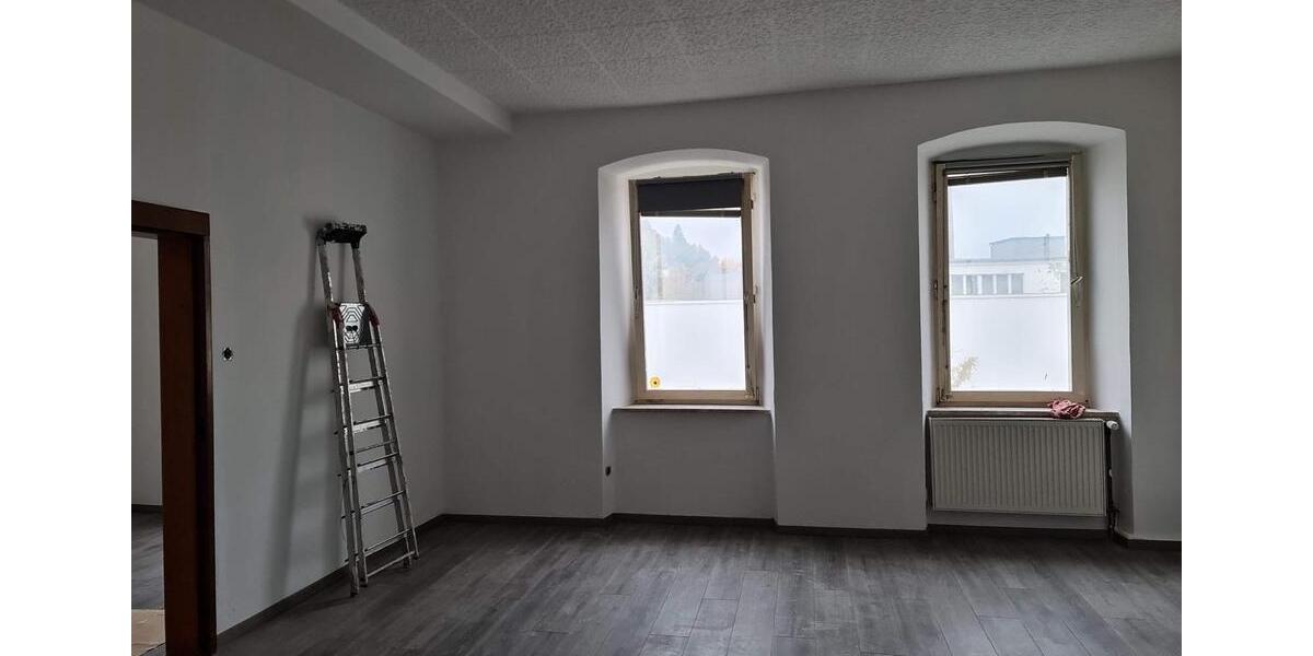 Etagenwohnung Helmbrechts - 4 Zimmer, 120 m&sup2;, 800&euro; | Angebot:25174918