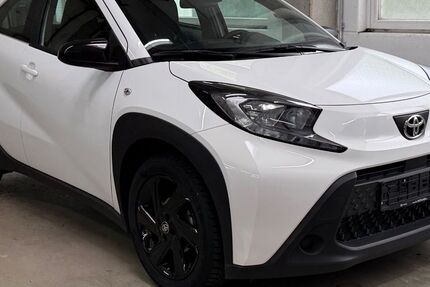 Toyota Aygo (X) 11.600 km 12.950 &euro; Hamburg 22043