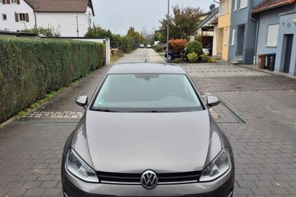 VW Golf 102.000 km 10.799 &euro; Neckarsulm 74172